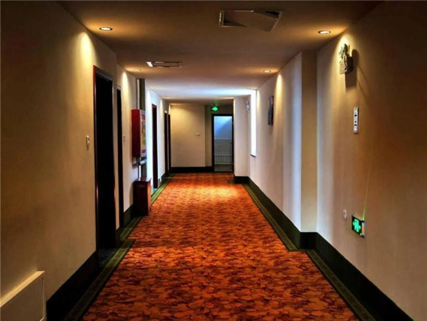 GreenTree Inn Zhangjiakou Jinding Ci’er Mountain Road Business Hotel