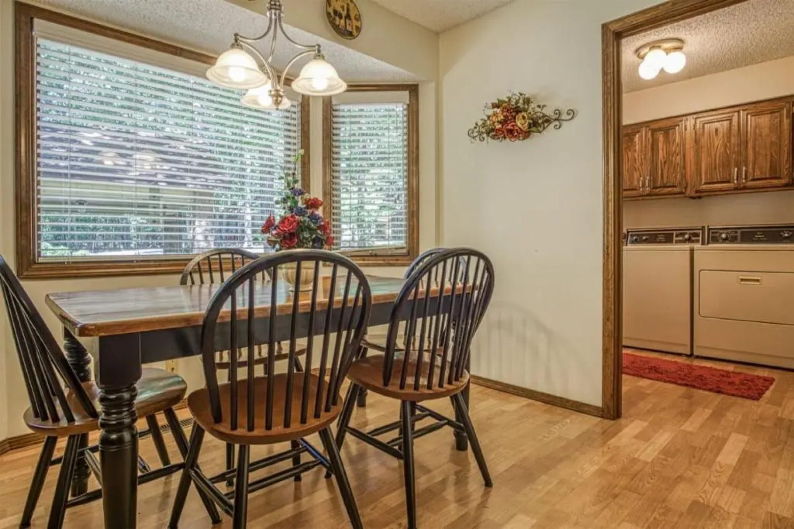 02101 - 1 LaCanada Lane