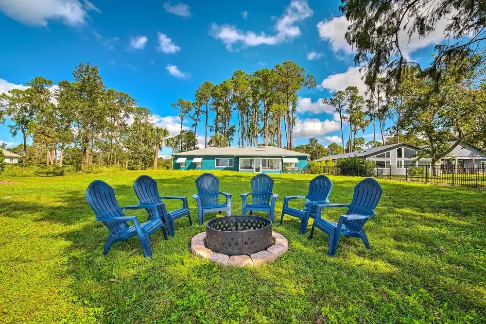 Waterfront Lake Dora Escape w/ Private Dock & Slip