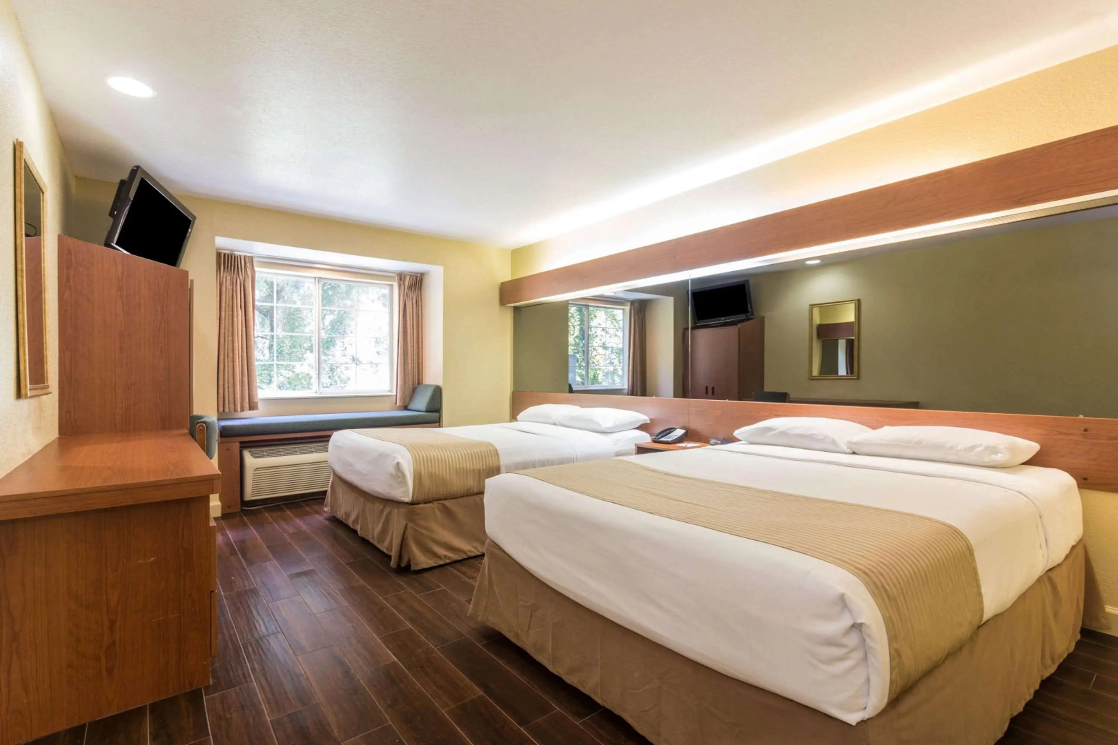 Microtel Inn & Suites by Wyndham Ocala