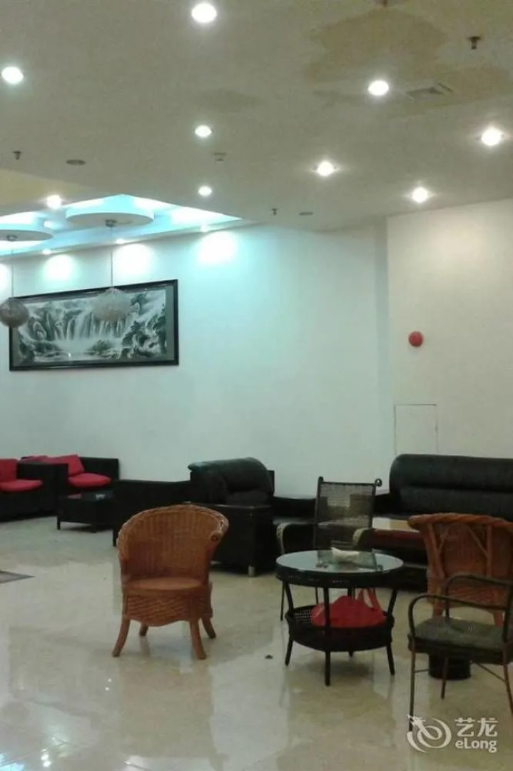 Yading Shanhui Holiday Hotel - Huizhou