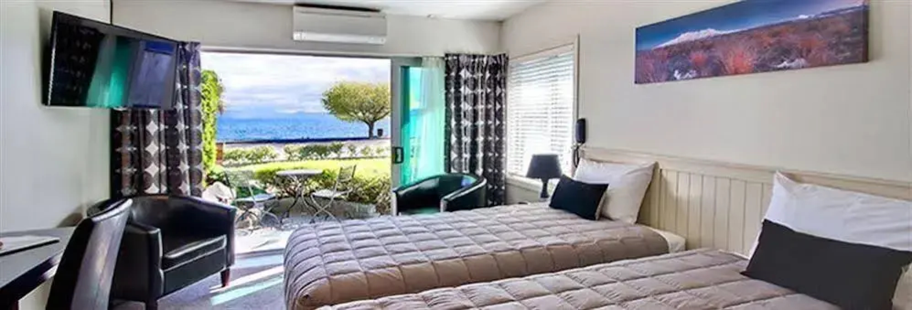 Baywater Lakeview Motel