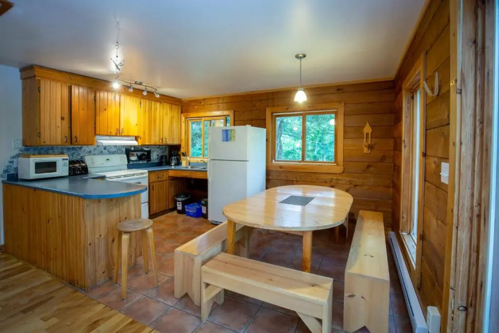 Mersey River Chalets a nature retreat