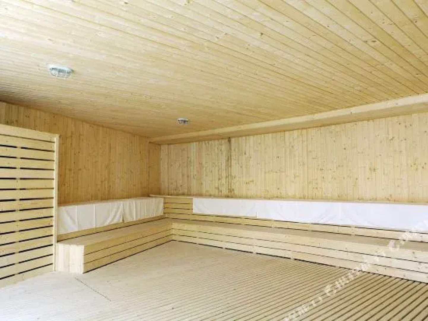 zhangjiakou Century Hotel