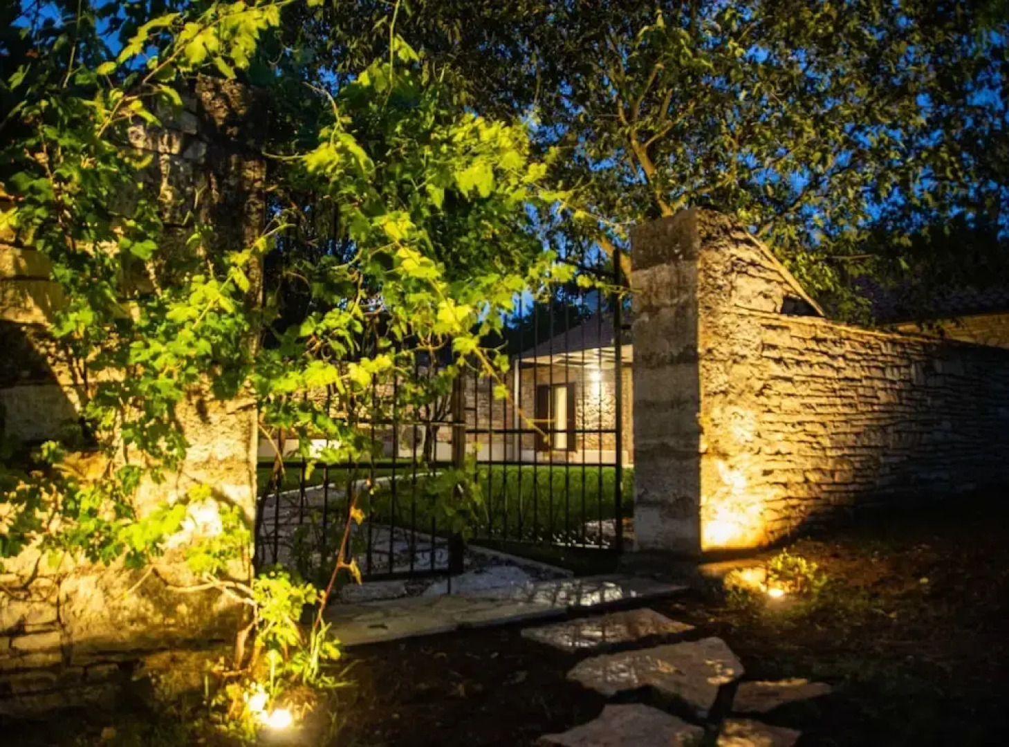 The Poolside Stone House in Bale