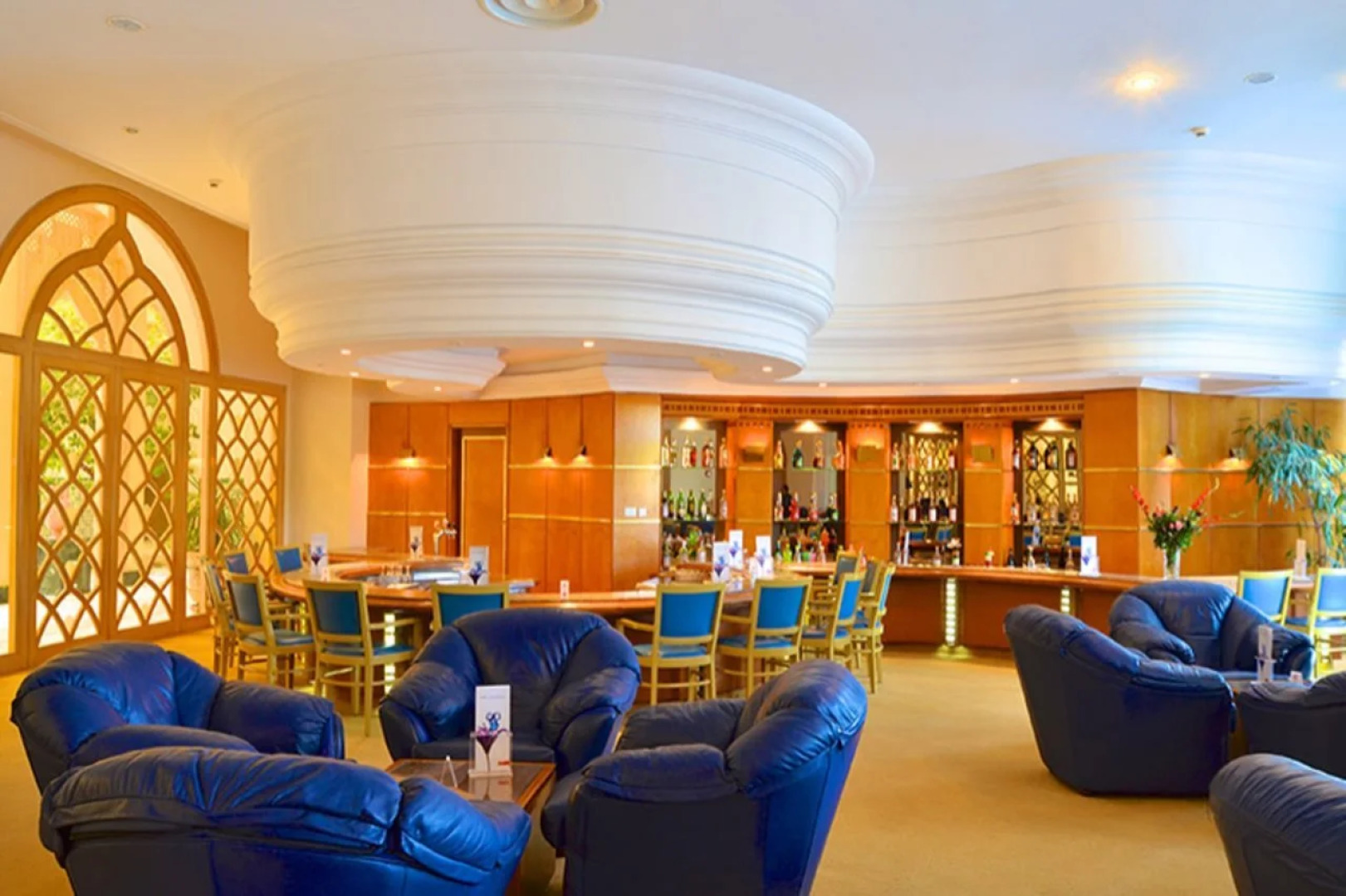 Royal Garden Palace (Families and Couples)