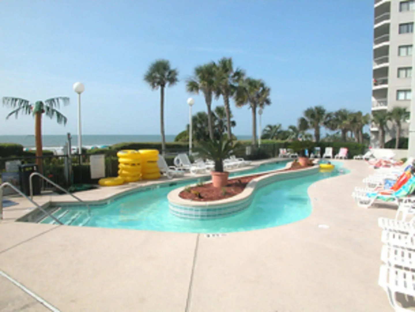 Grande Shores Ocean Resort