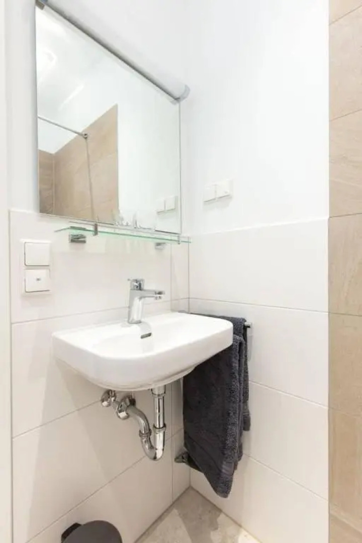 BEJING · CHILLINGHOUSE # 2, 3 Min. vom ICE, NETFLIX; Balkon