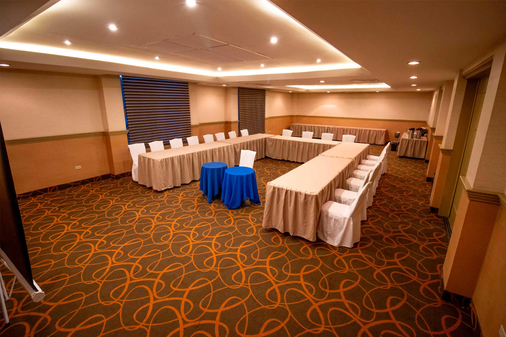 Araiza Palmira Hotel