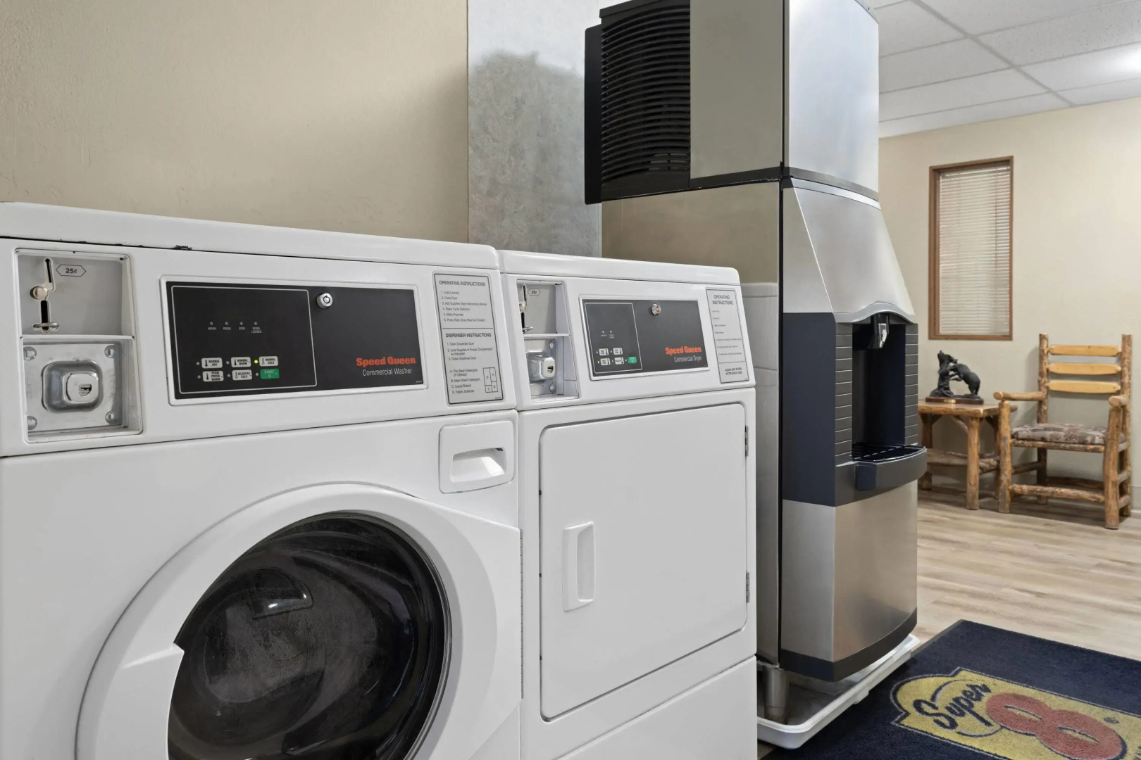 Super 8 by Wyndham Kalispell Glacier National Park