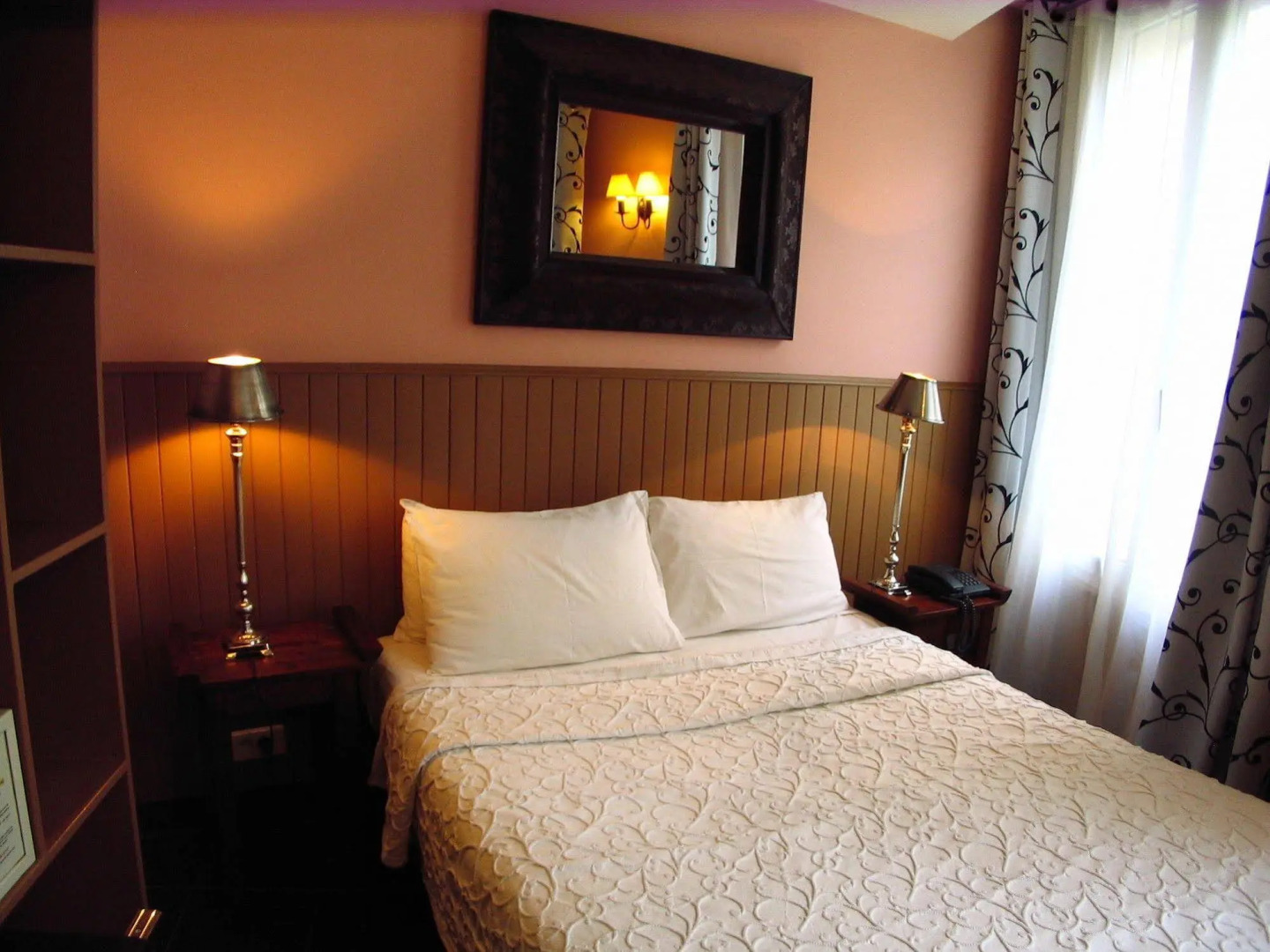 The Walled off Hotel Paris