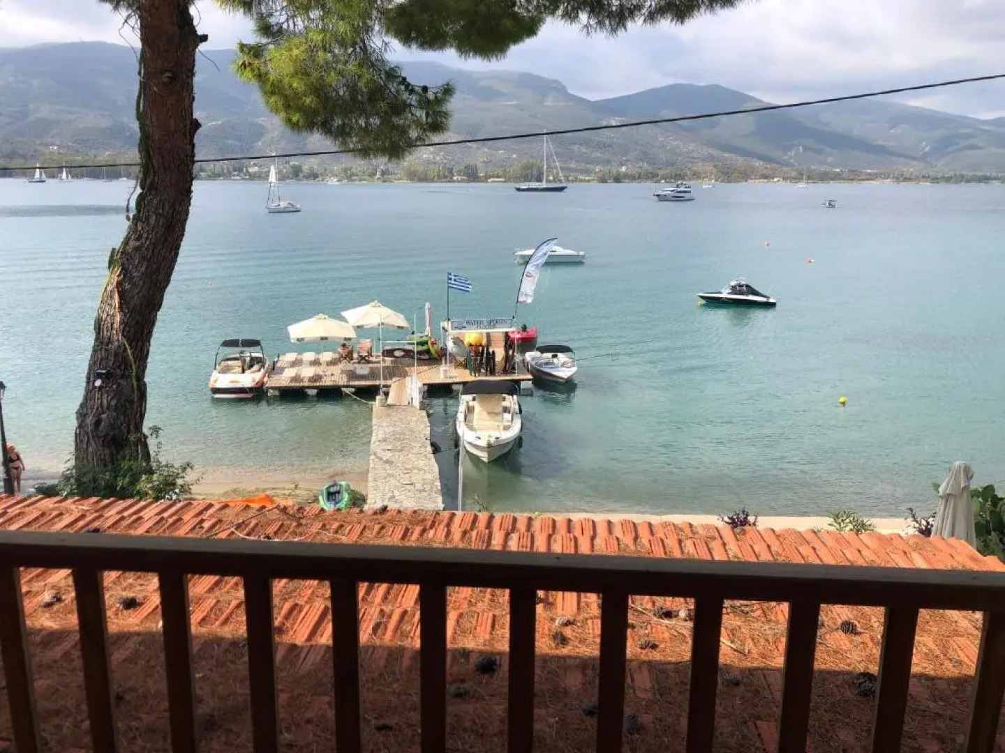 Sea-side 3 BEDROOM- BEACH HOUSE