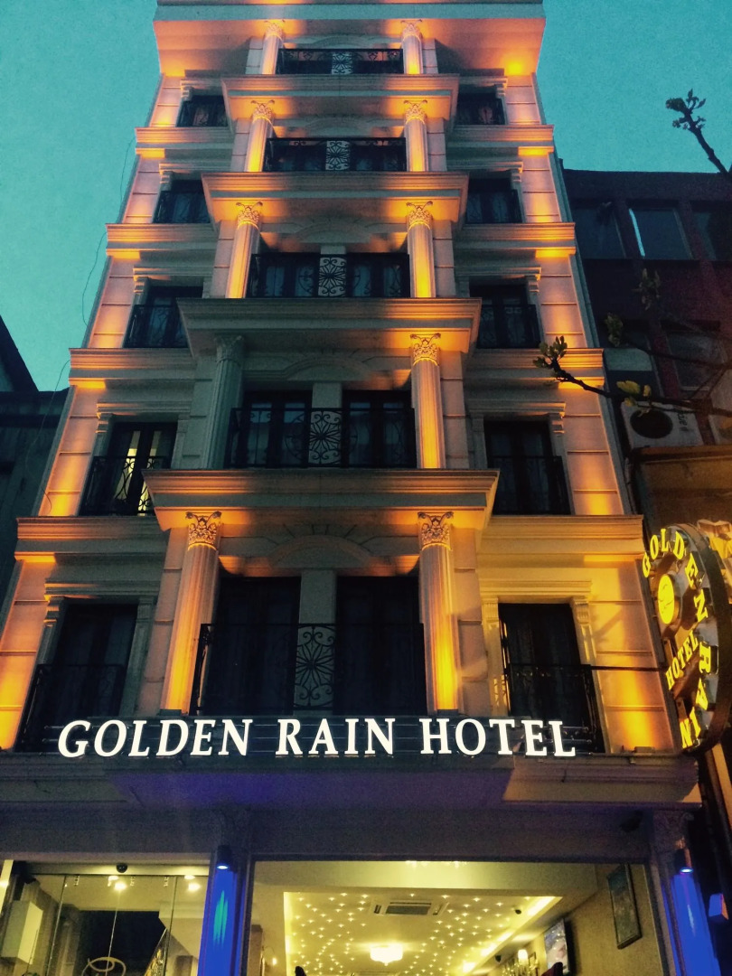 Golden Rain Hotel Old City