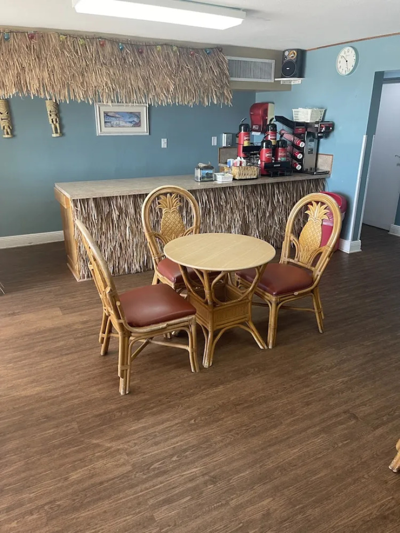 Destin Holiday Beach Resort