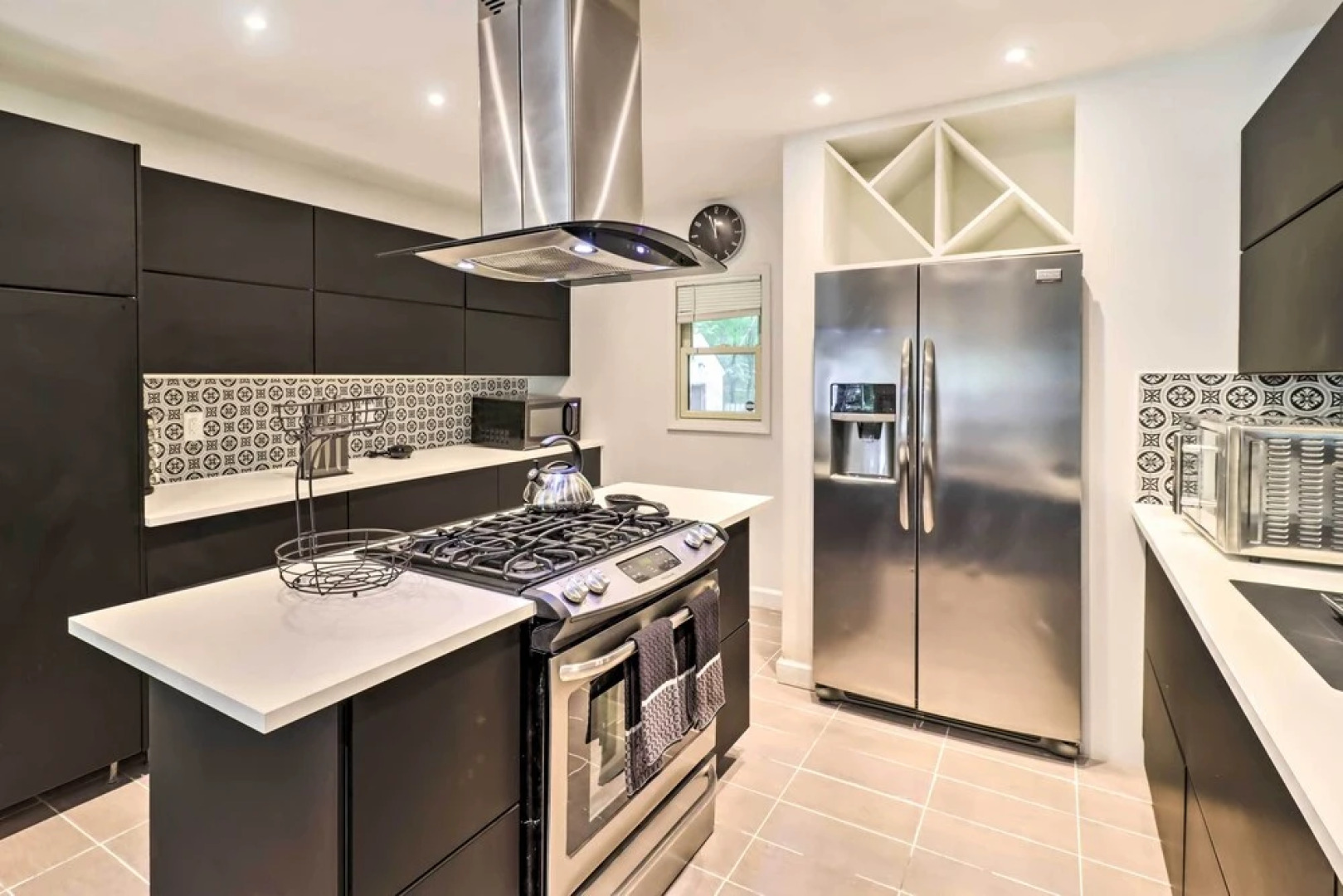 Chic Long Pond Family Home w/ Fire Pits & Deck!