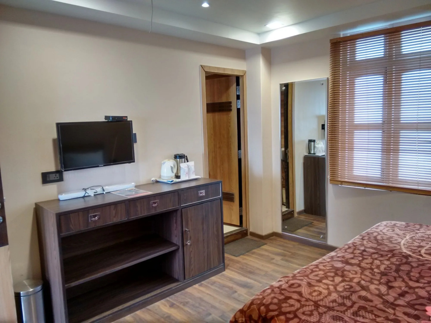 Jewel Of The East Hotel