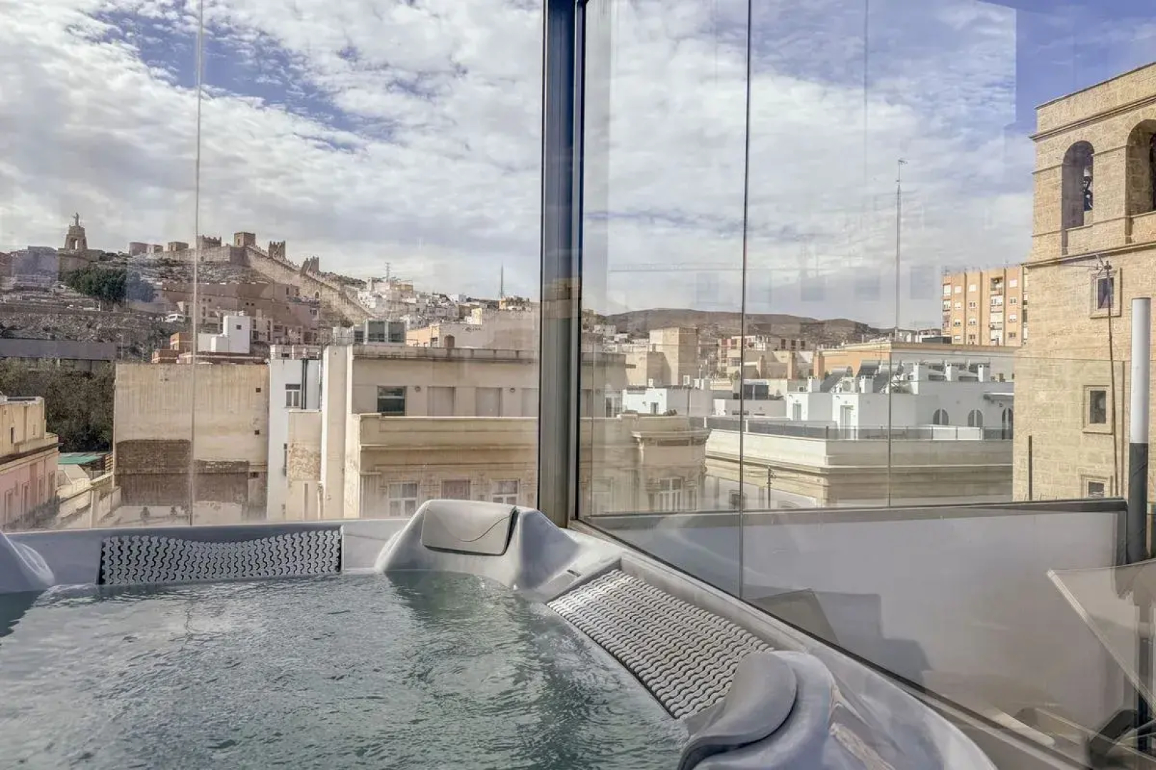 Hotel Nuevo Torreluz