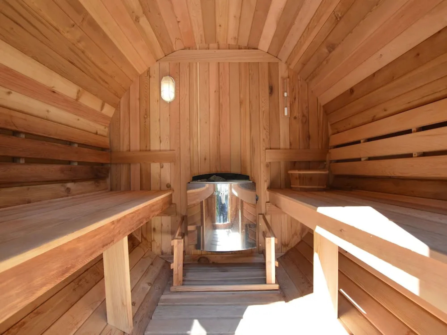 Opulent Villa with Sauna, Hot Tub, Pool