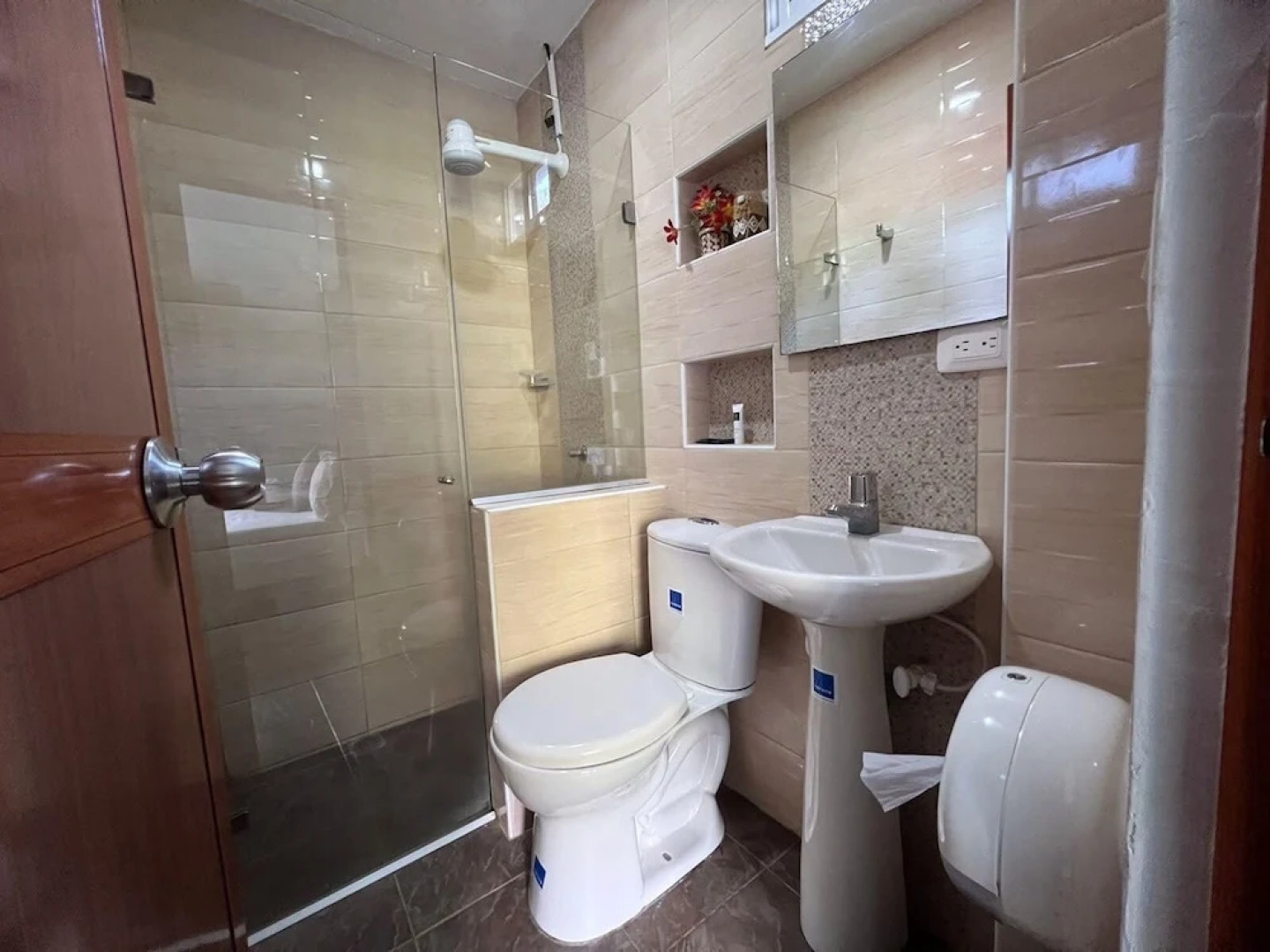 Montes De Beraka - Adults Only