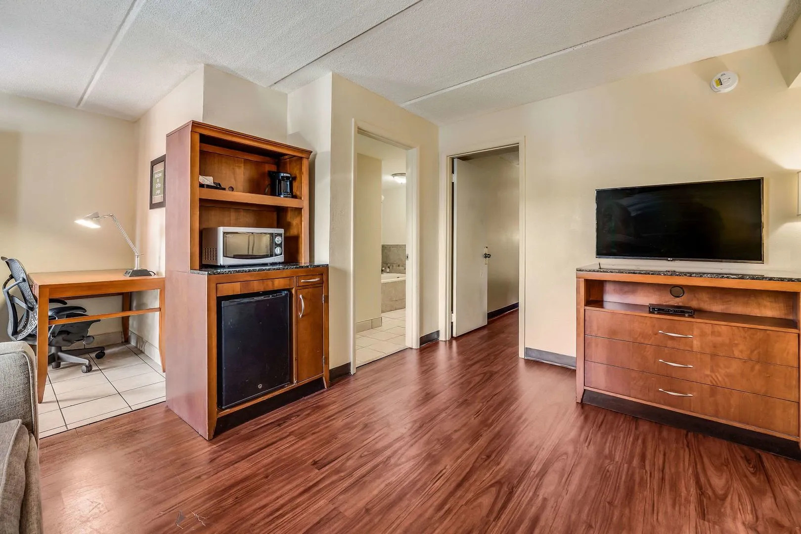 Econo Lodge Inn & Suites Griffin North