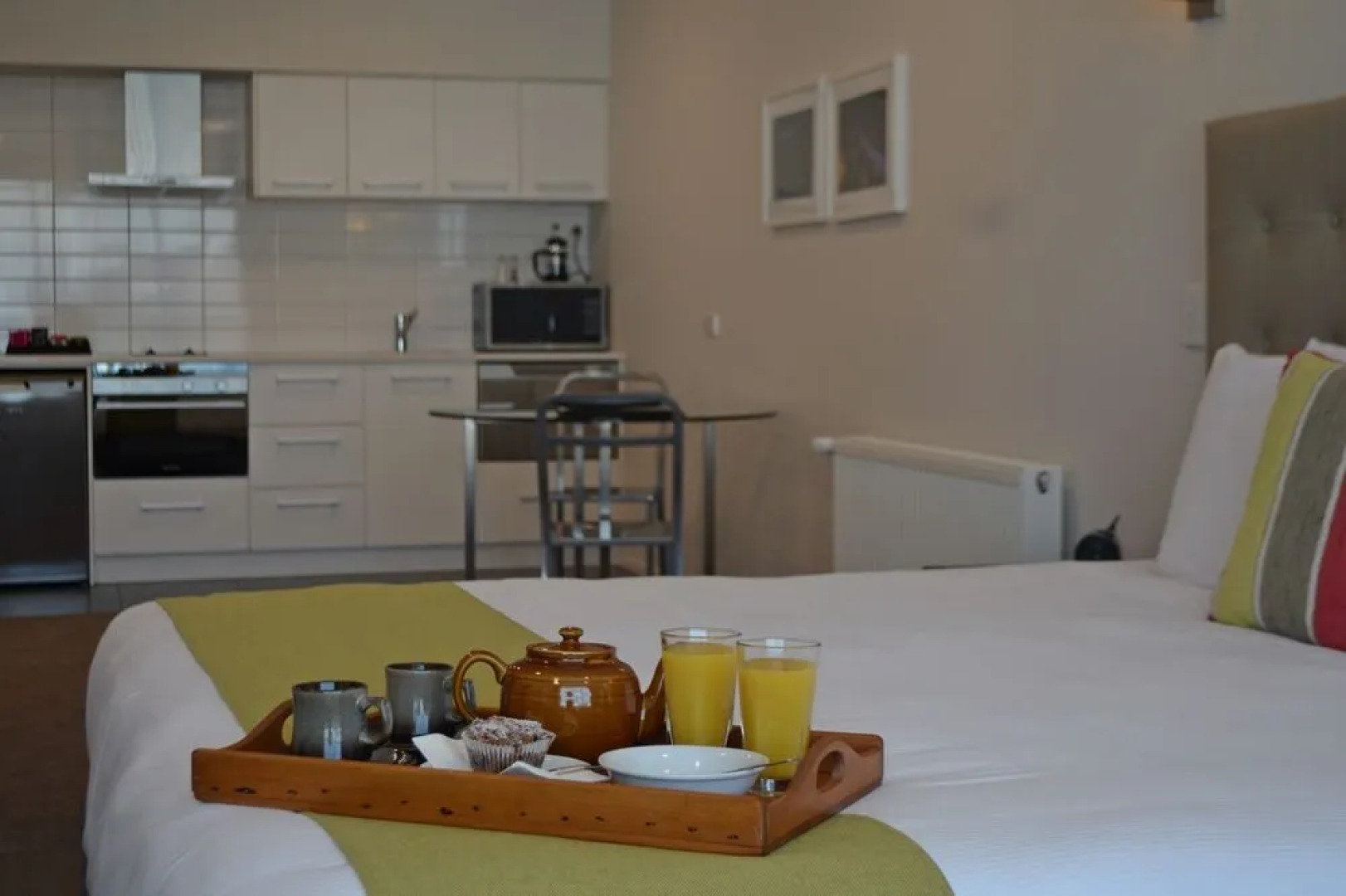 Clarion Suites Ambassador