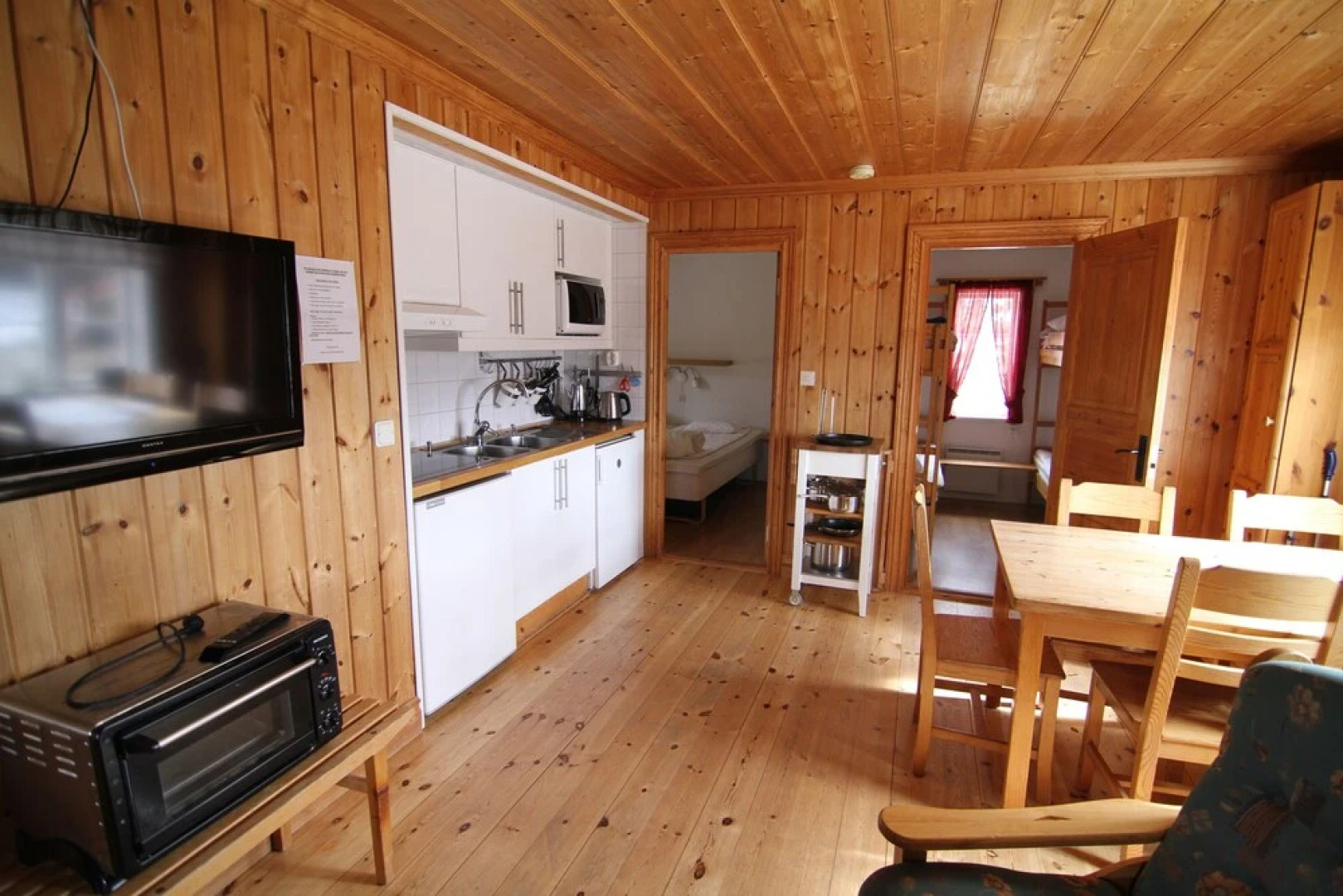 Harsa B&B, Stugby & Vandrarhem