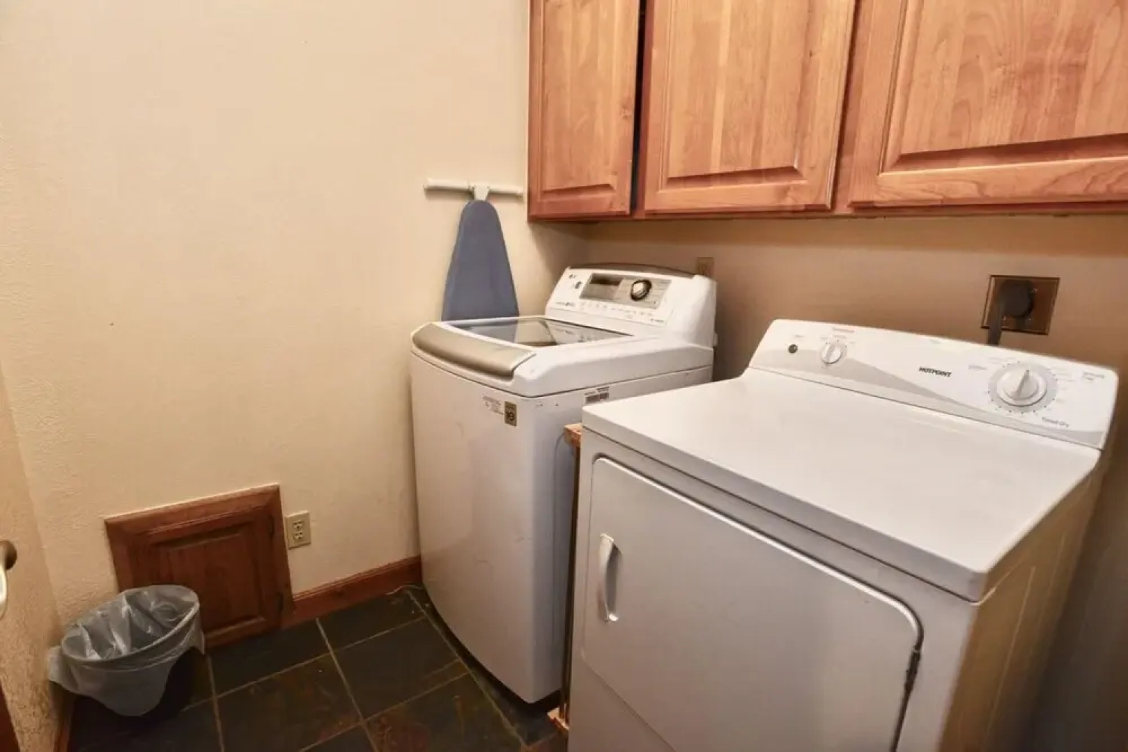 Bearadise by Casago Mccall - Donerightmanagement