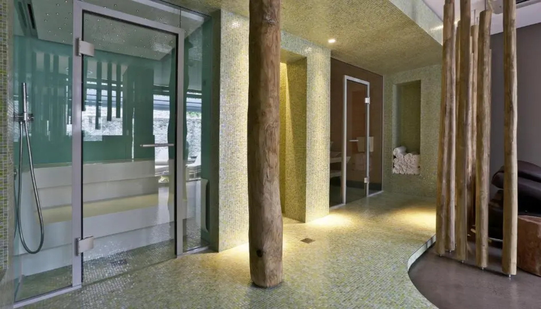 Hotel / Weingut Meintzinger