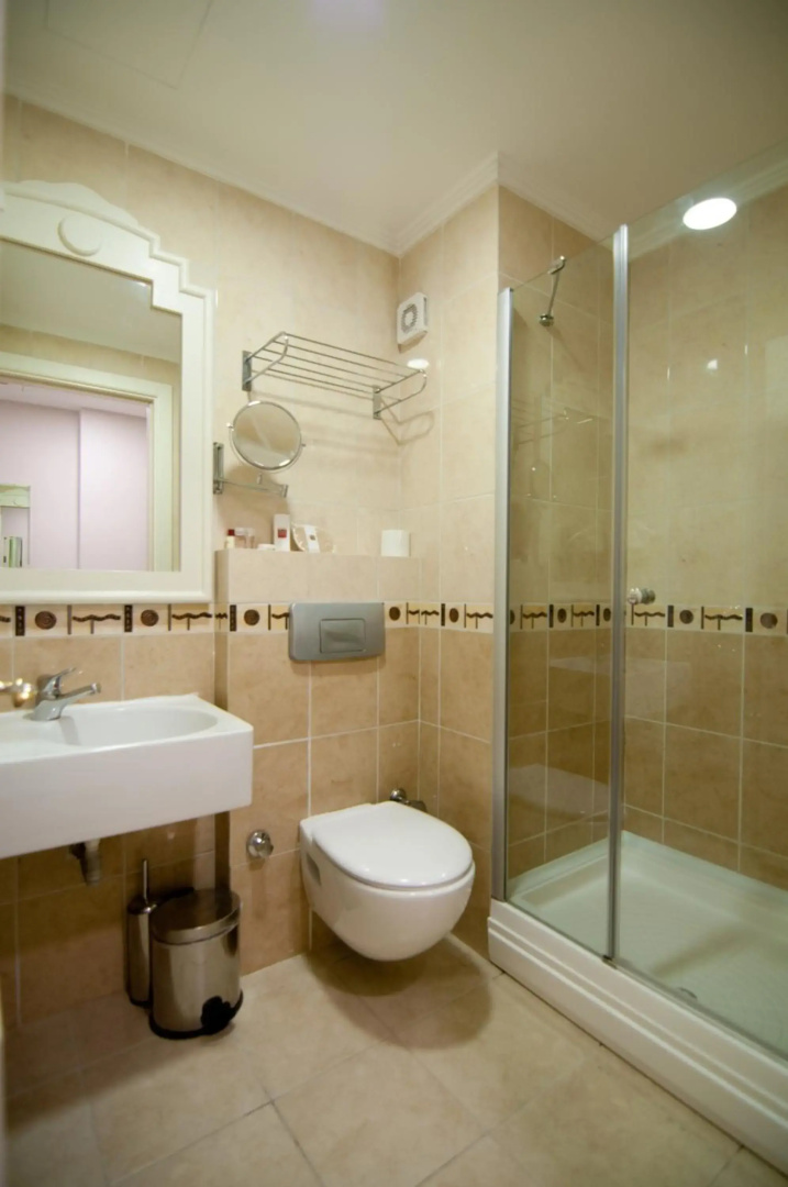 Taksim Metropark Hotel