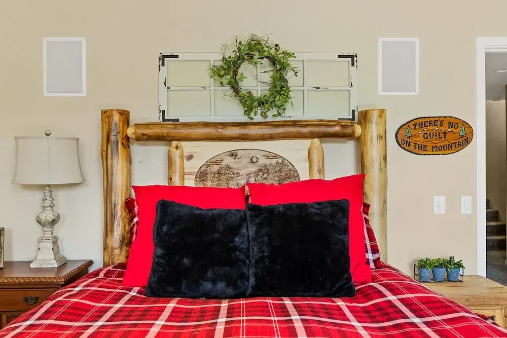 Bearfoot Lodge Near Hiking & Skiing!