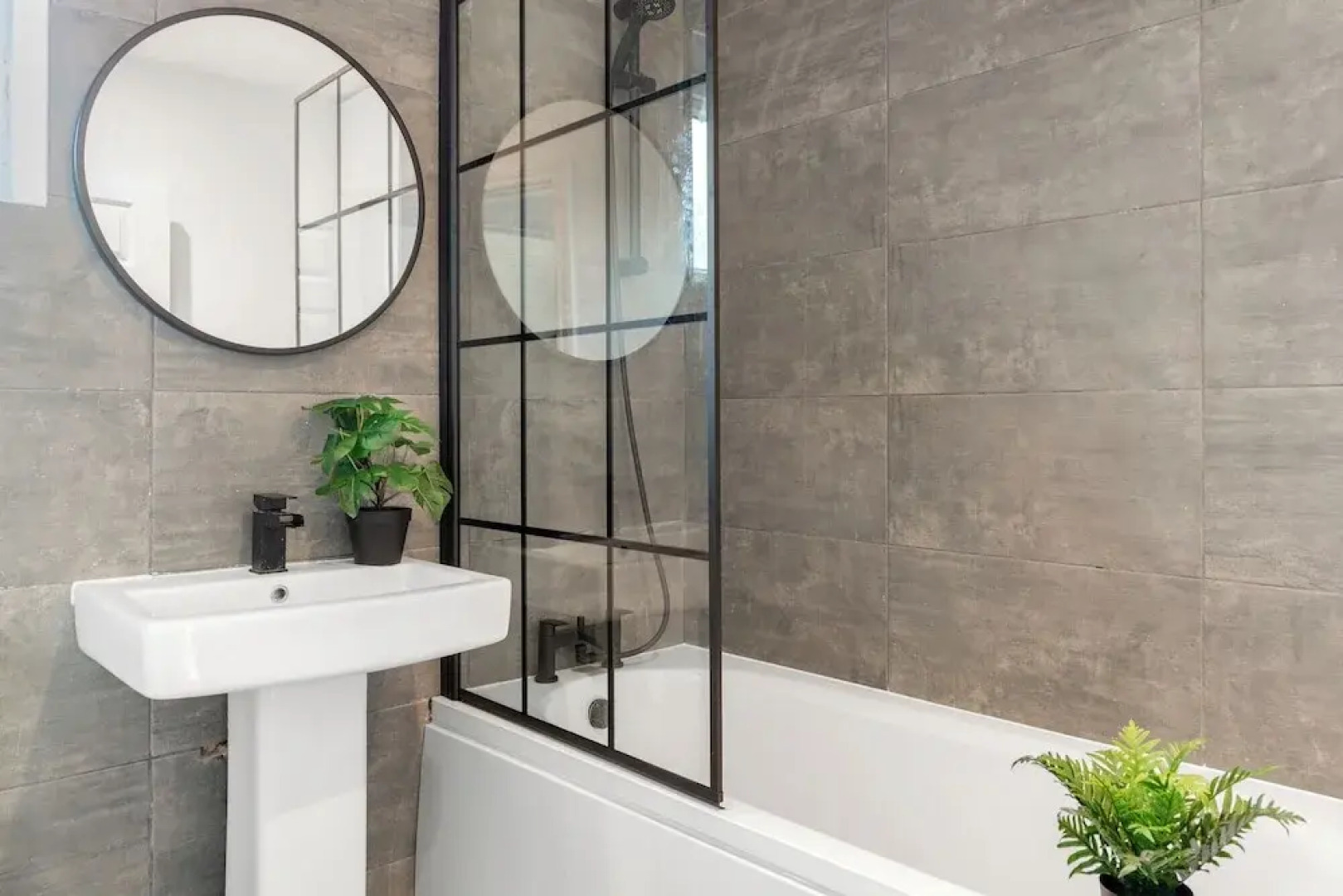 Isimi Luxurious House 4-bed in Alfreton Derby