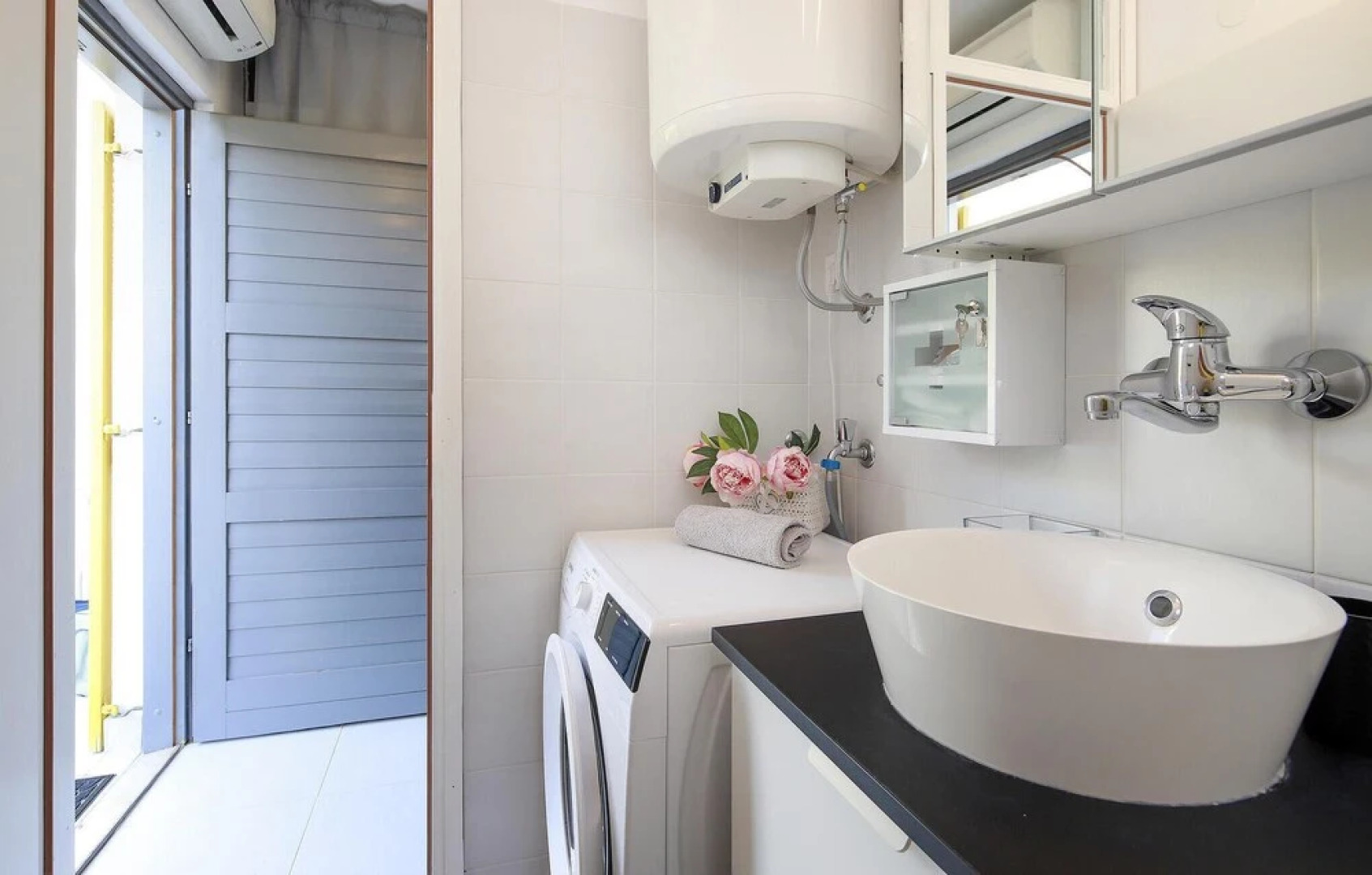 Awesome Apartment in Stinica With 1 Bedrooms and Wifi