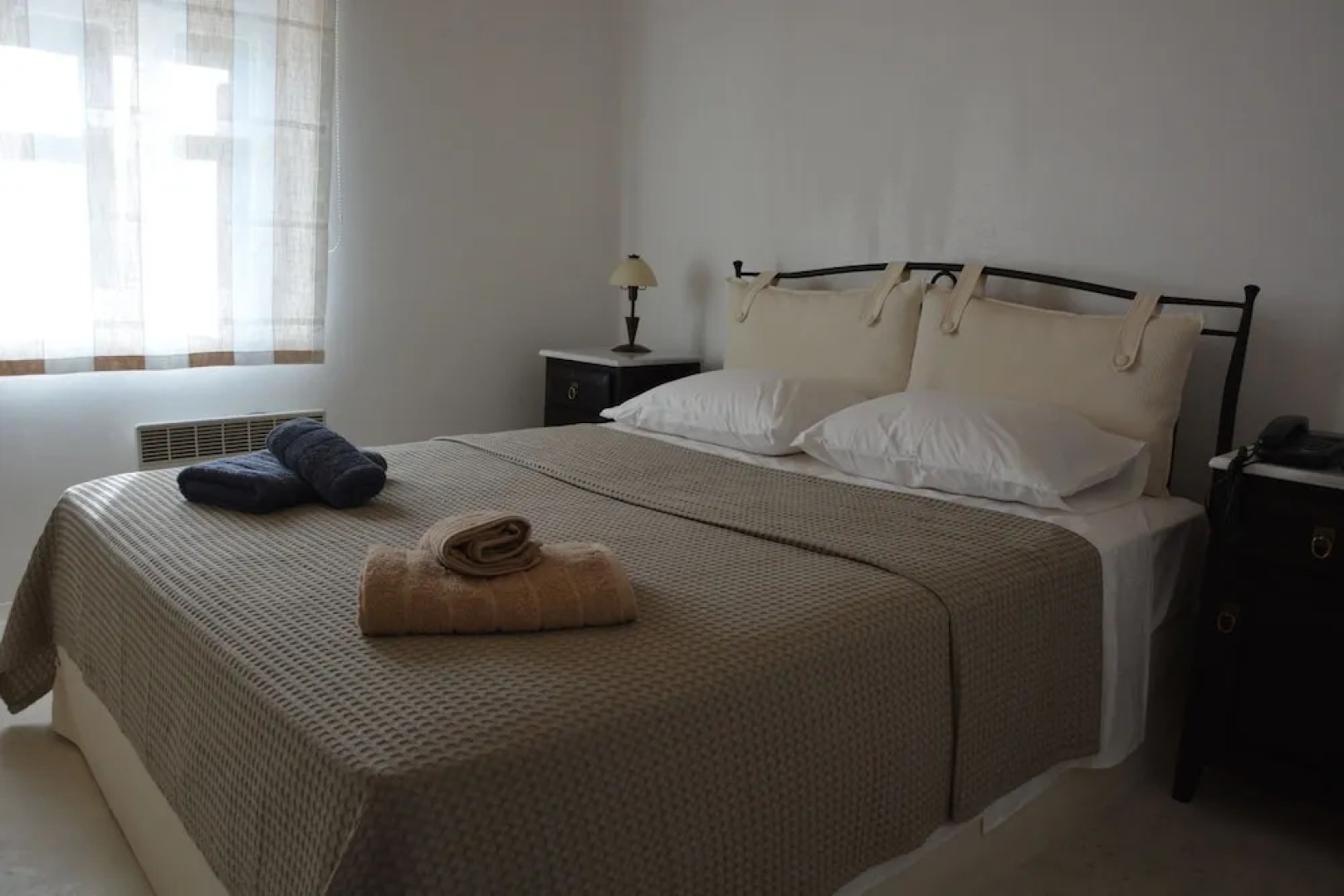 Delicate Mykonian House at Houlakia