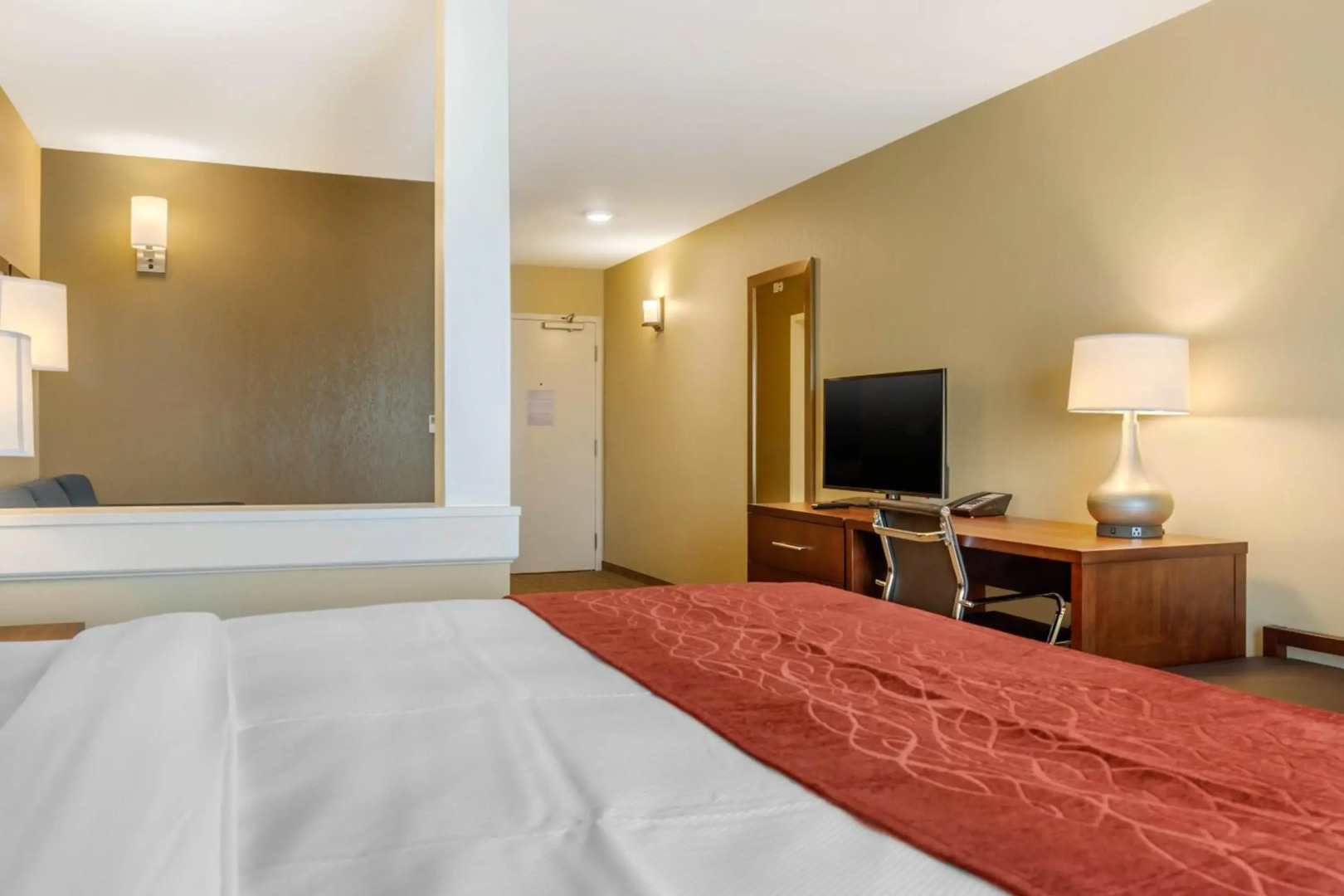 Comfort Inn & Suites