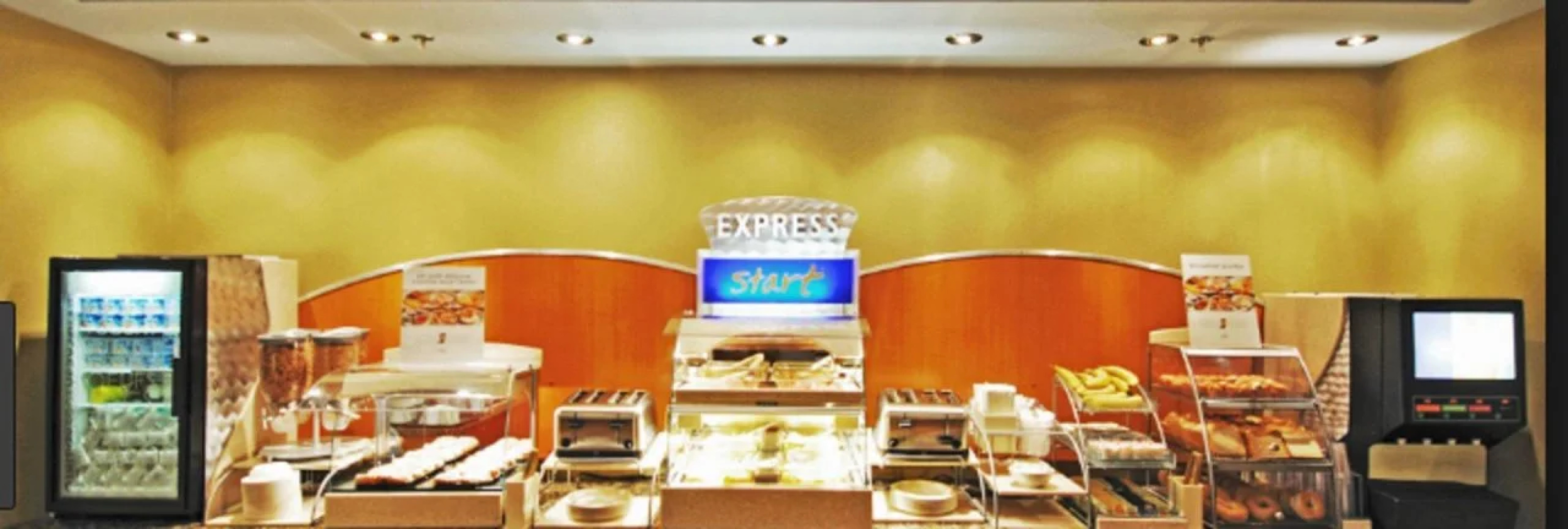 Holiday Inn Express & Suites Franklin - Berry Farms by IHG