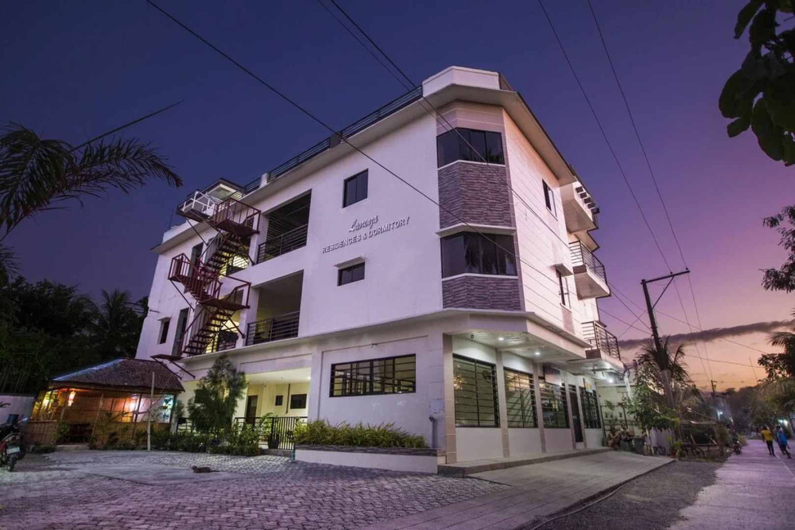 Spacious Private apartment at Laorenza Residences