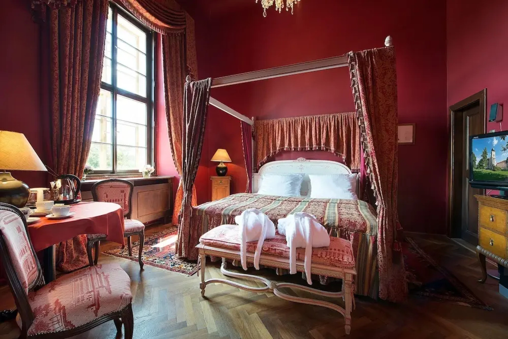 Chateau Loucen Garden Retreat