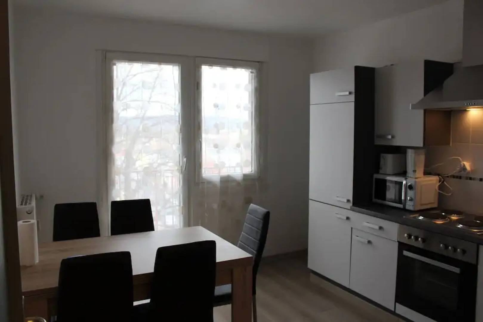 Studios near Basel Airport - RM 118