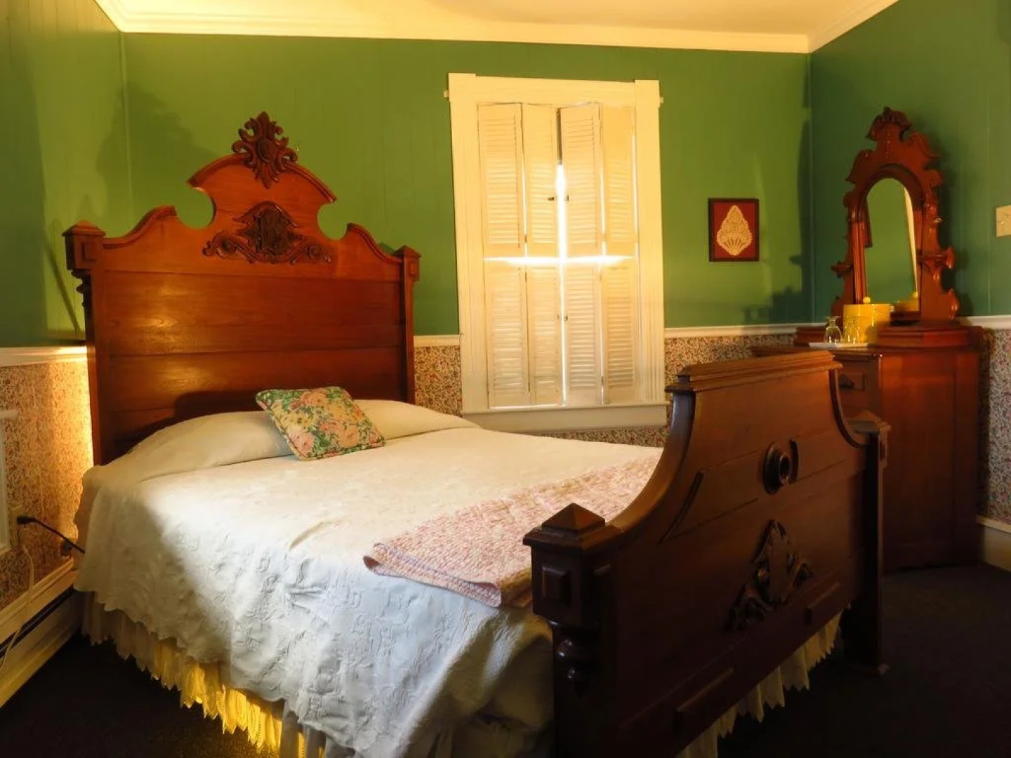 The Tuna Blue Inn and Restaurant