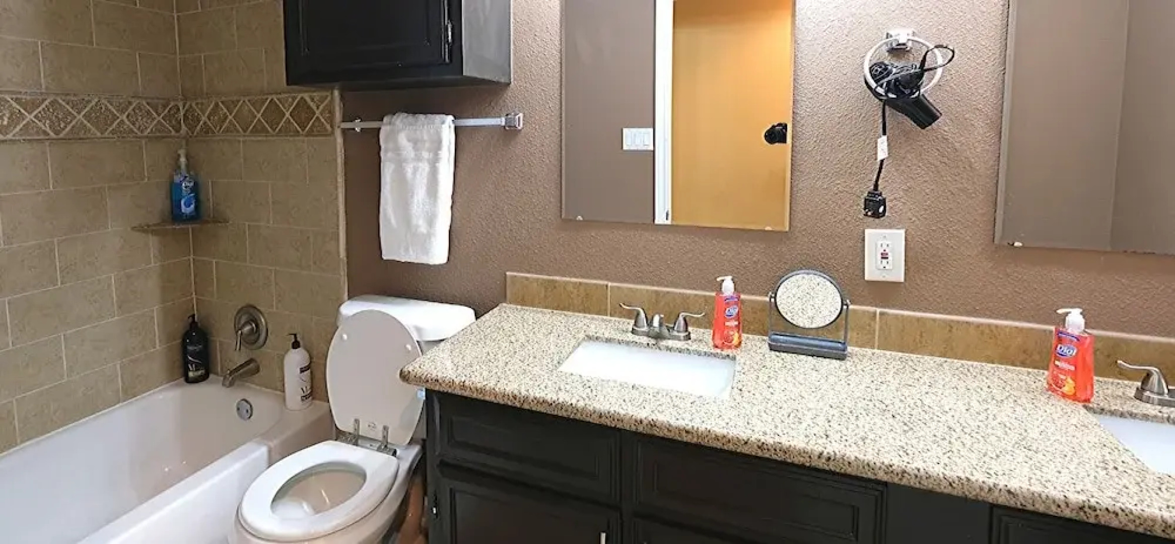 4Bdrm 2Bath 9Beds - 25mins to Downtown