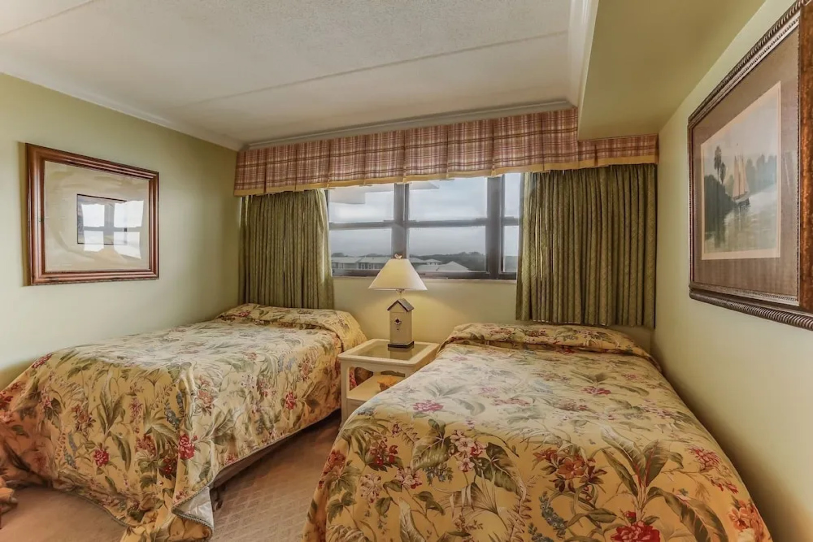 Tastefully Decorated Condo with Scenic Beach Views by RedAwning