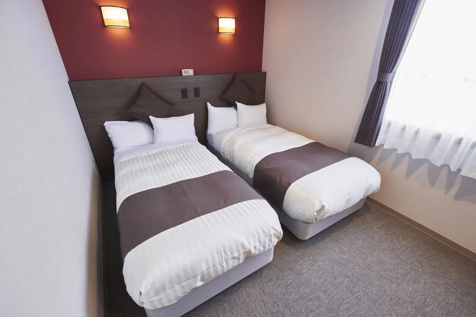 Hotel KAN-RAKU Saitama Honjo-Waseda Hinoki No Yakata