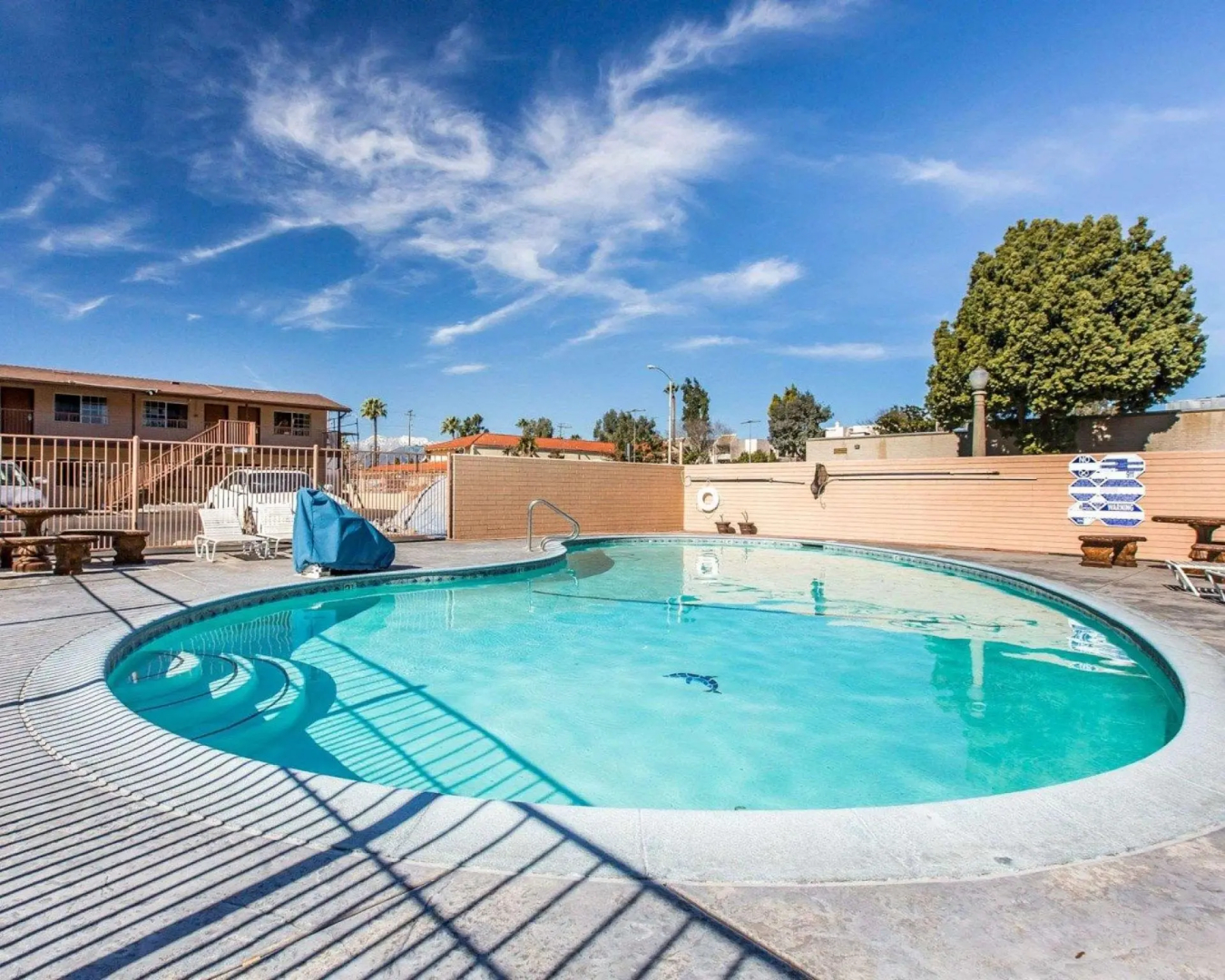 Studio 6 Suites – San Bernardino, CA