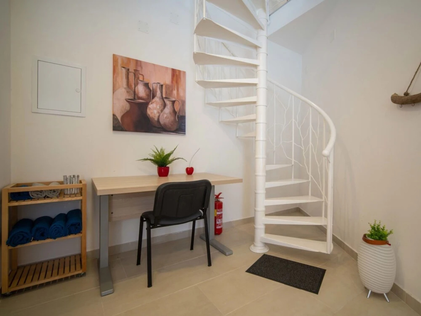 Ena 1 Trinajsti i in Trinajsti i