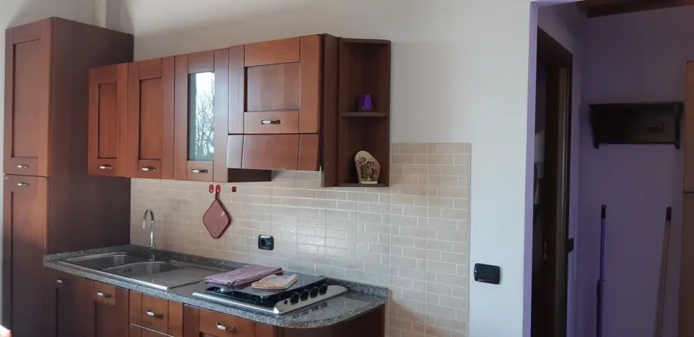 Glicine Apartment, No Kids Farmhouse up to 5 Adults