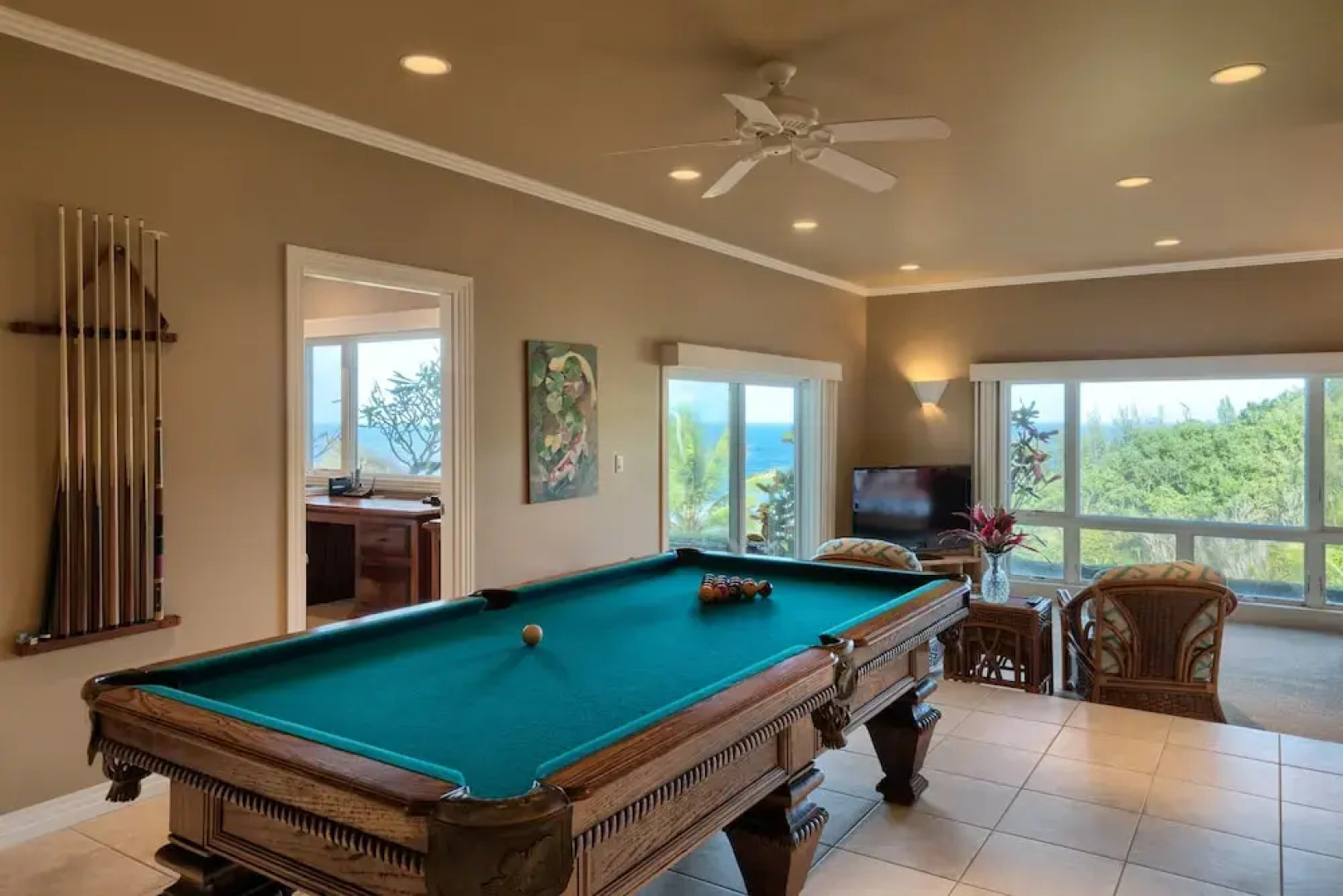 Waiakalua 4 Bedroom Home