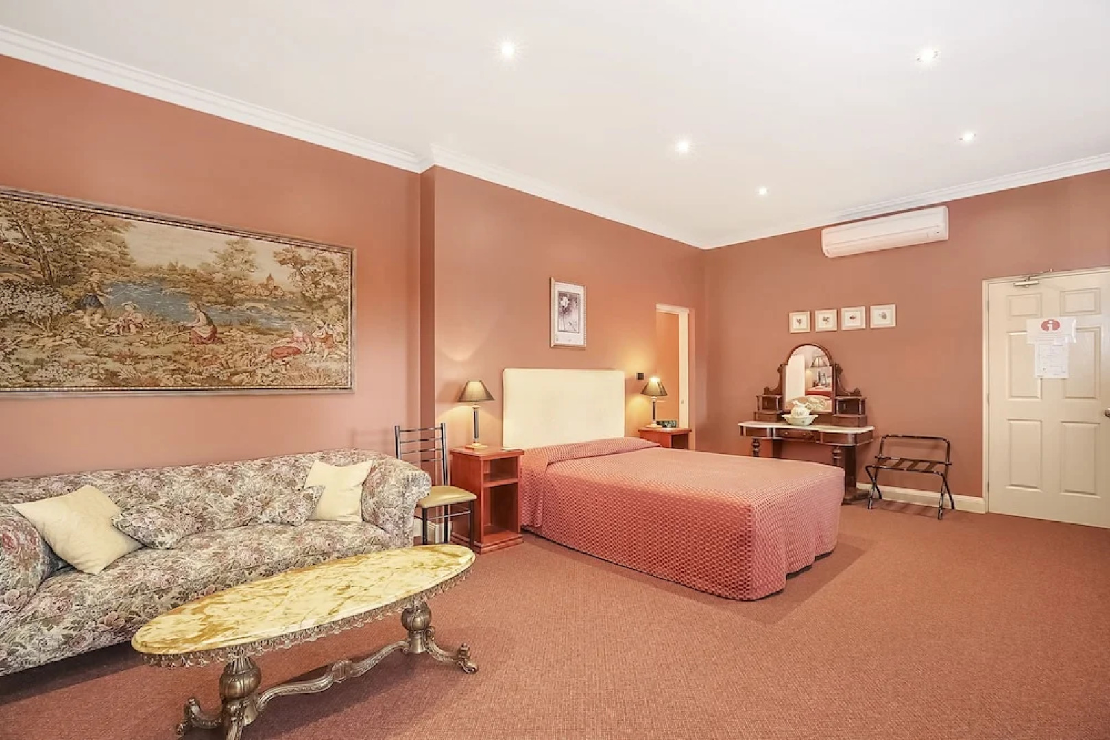 Grand Central Accommodation B&B Cobden