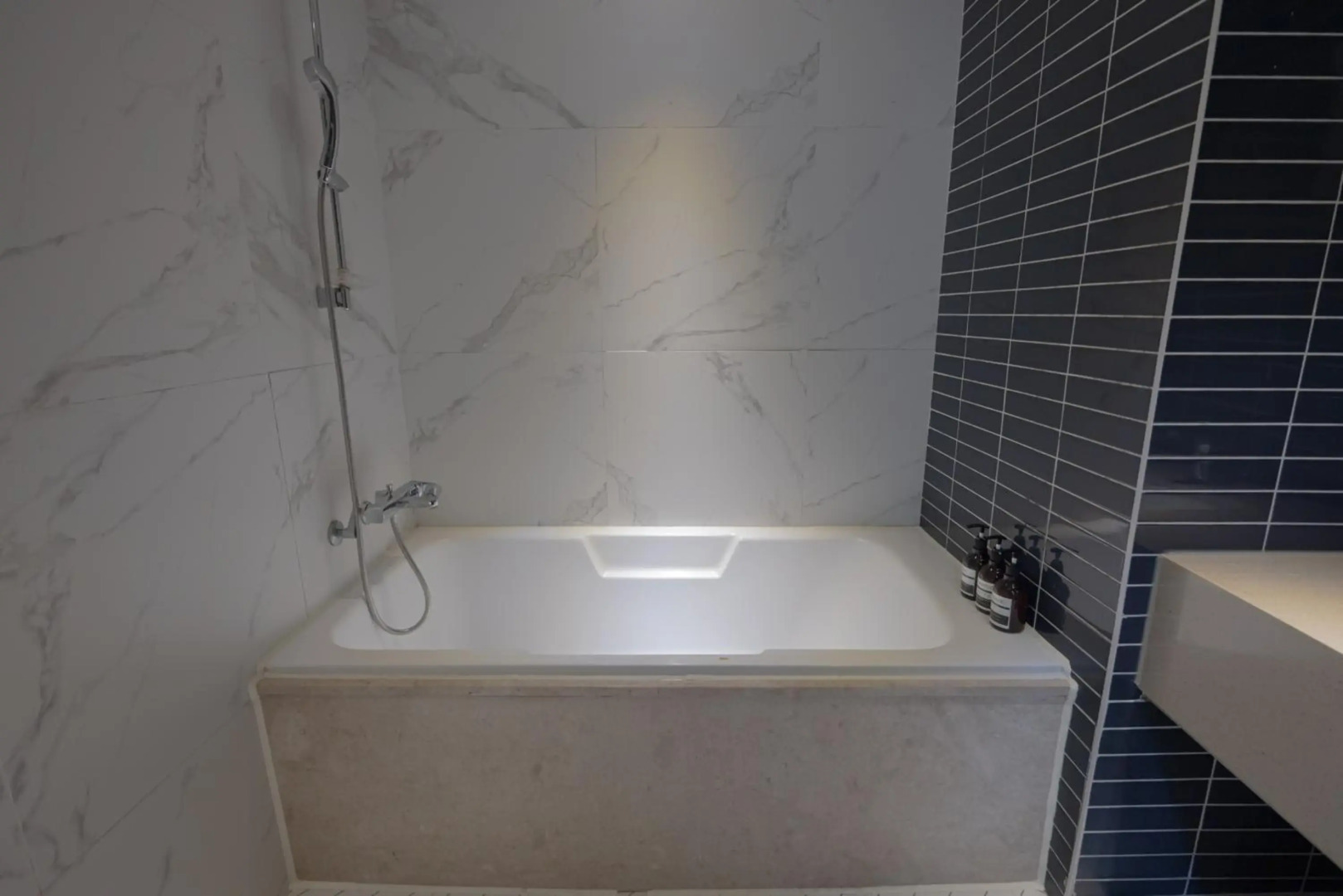 Hound Hotel Seomyeon - Bumcheon