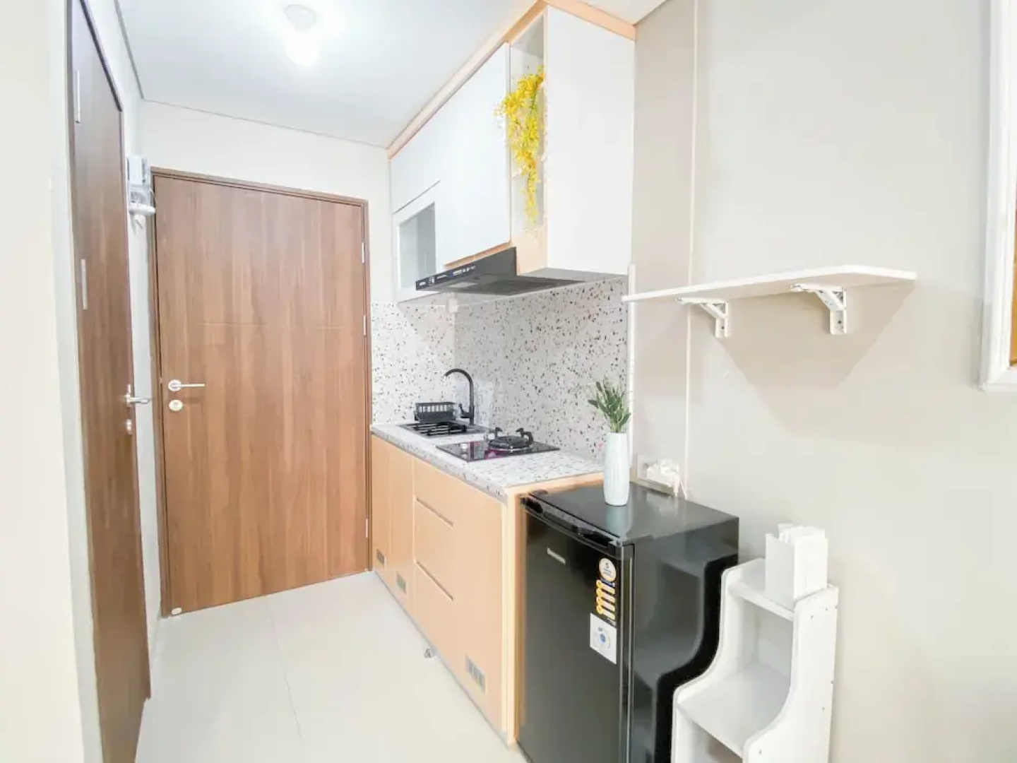 Nice Studio Room Apartment at LRT City Sentul - Royal Sentul Park