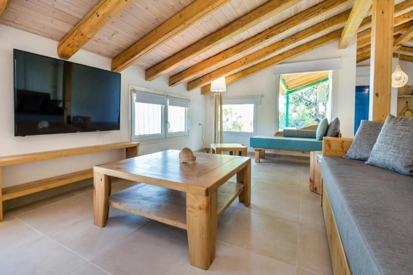 Rodon House Aparthotel